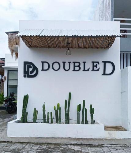 double d guesthouse and villa