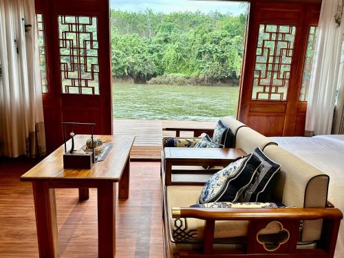 long chuan river kwai