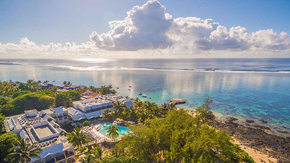 le peninsula bay beach resort
