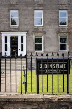 3 johns place townhouse