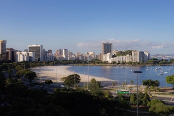 360 botafogo belair by suhcasa