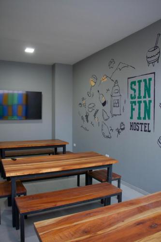 sin fin hostel