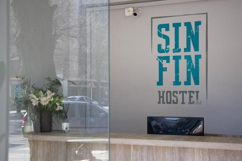 sin fin hostel