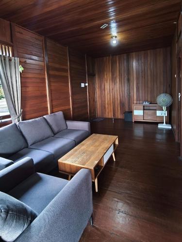 droyale tapos resort bogor
