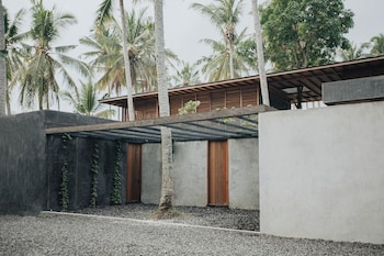 Rumah Amadangi Kedungu,,3 star
