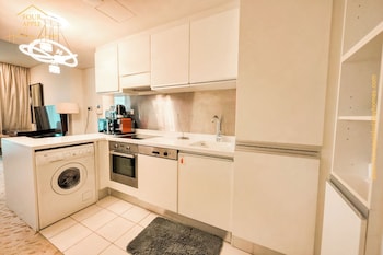 Peaceful Studio With Burj Khalifa View,,3 star