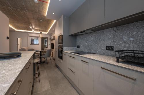 marea suites