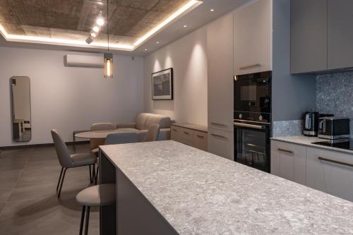 marea suites