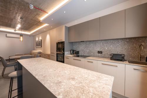 marea suites