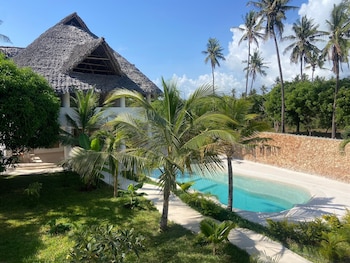 blue diamond villa watamu