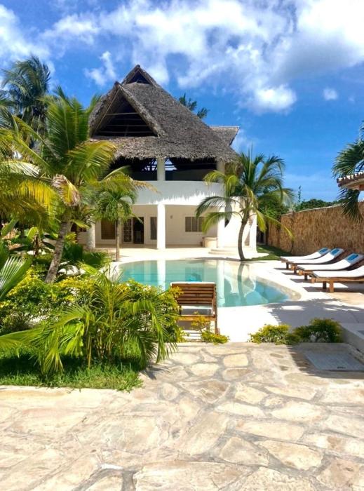 blue diamond villa watamu