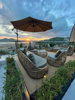 coron 180 hotel