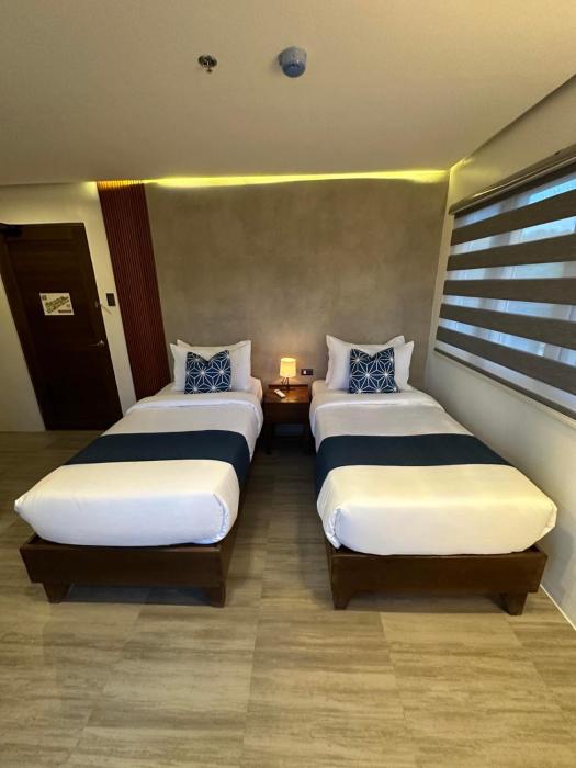 coron 180 hotel