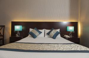 novel hotel city center