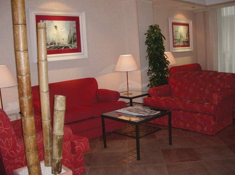 hotel luze castellana