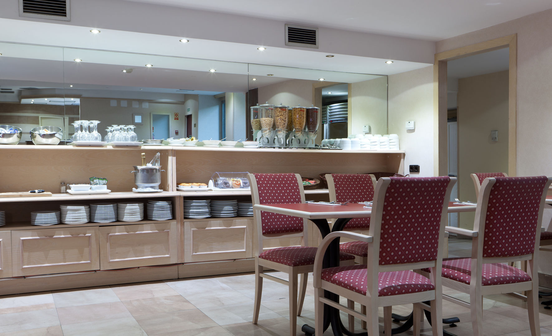 hotel luze castellana