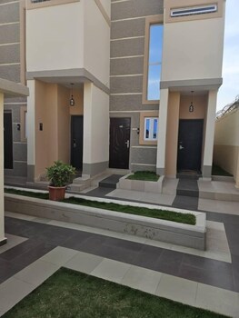 Safehouse By Alecta,,3 star