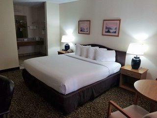 Red Roof Inn Albuquerque - Midtown,Bernalillo>>Albuquerque,2 star
