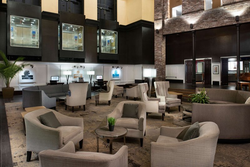 doubletree by hilton memphis downtown