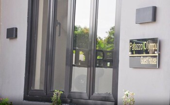 palazzo olympu guest house