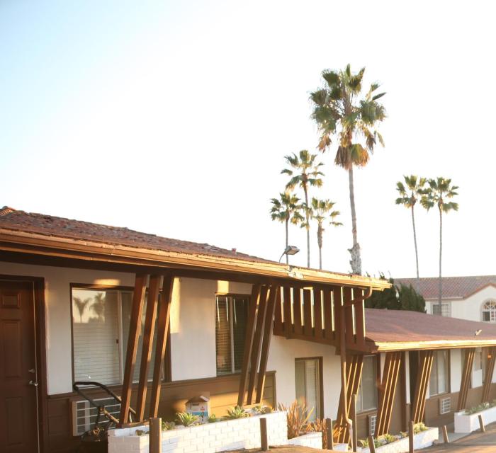 west coast surf and stay