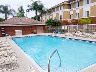 extended stay america suites orlando conv ctr universal blvd
