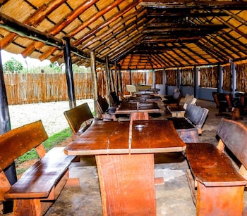 Vivo Lodge,,3 star