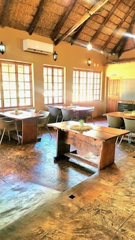 Vivo Lodge,,3 star