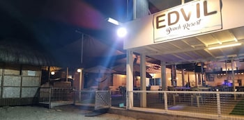 edvil beach resort and jacuzzi pool spa