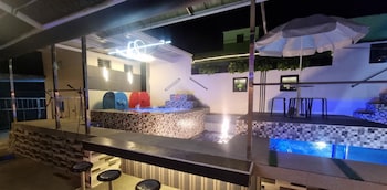 edvil beach resort and jacuzzi pool spa