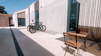 bed and bike hostel