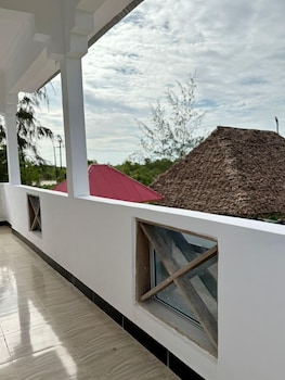 zaharani muyuni zanzibar