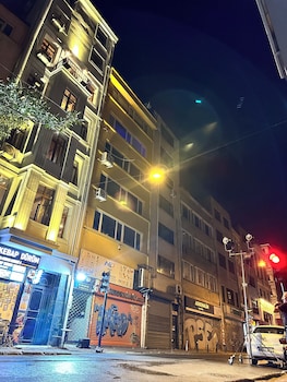 port suites karakoy