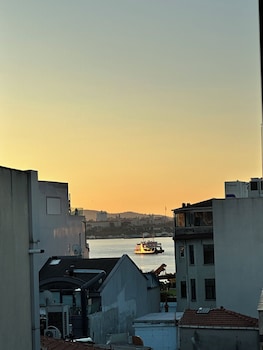 port suites karakoy