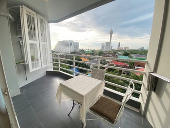 studio view talay