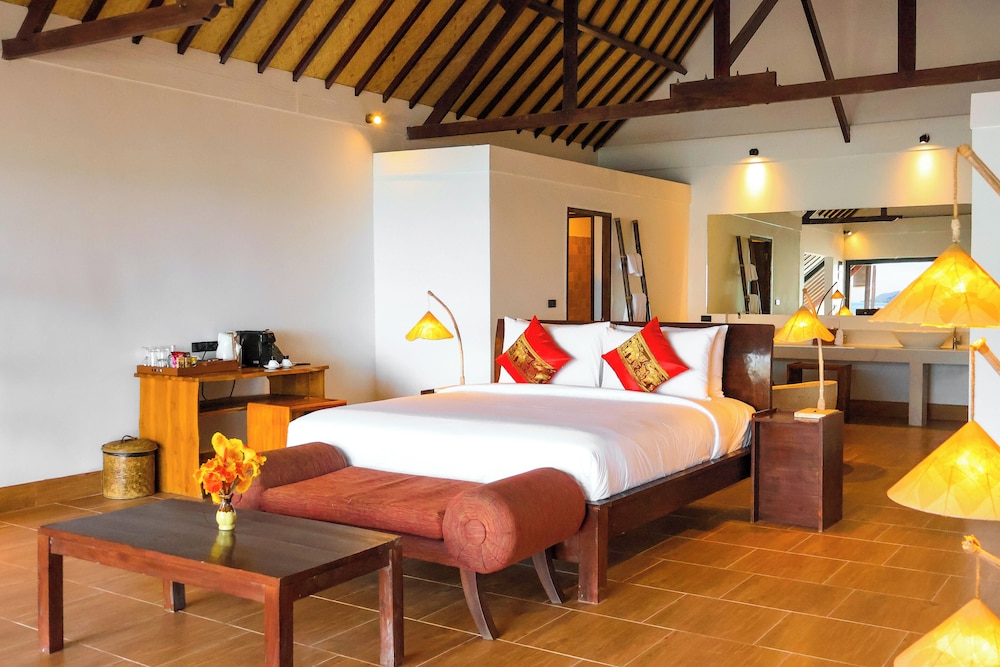 chaloklum residences by kupu kupu phangan