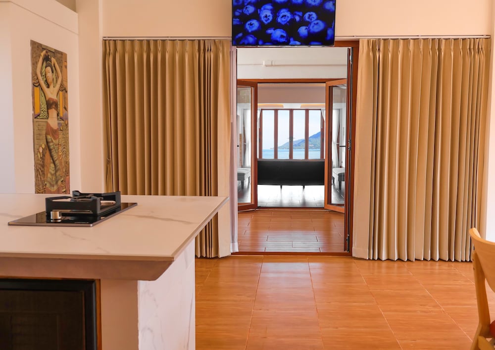 chaloklum residences by kupu kupu phangan