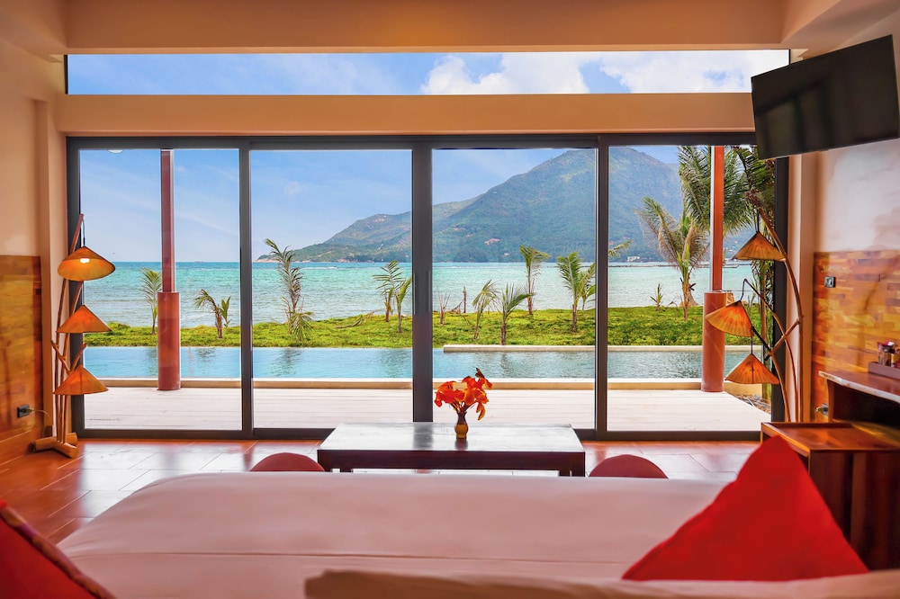 chaloklum residences by kupu kupu phangan