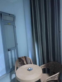 Florida Hotel,,2 star
