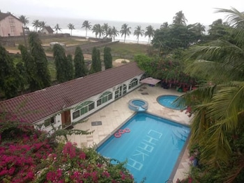 chakaville beach resort