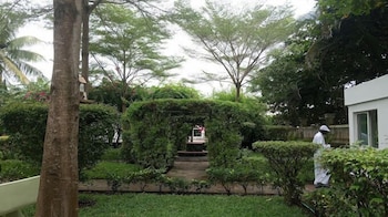 chakaville beach resort