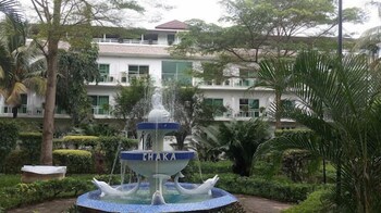chakaville beach resort