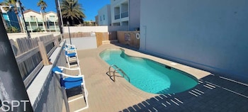 Coronado 302,,4 star