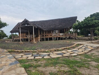cterra saadani luxury tents