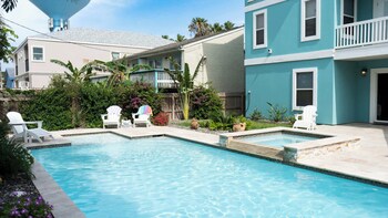 tranquil turquoise retreat