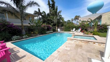 tranquil turquoise retreat