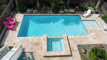 tranquil turquoise retreat