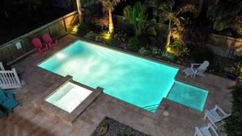 tranquil turquoise retreat