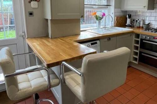 2bed cottage trawden pet friendly sleeps4