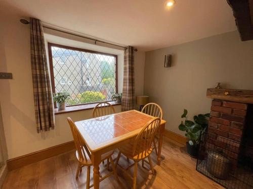 2bed cottage trawden pet friendly sleeps4